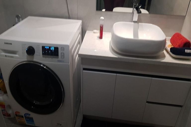 Photo of property in 4 Matiki Road, Flat Bush, Auckland, 2019