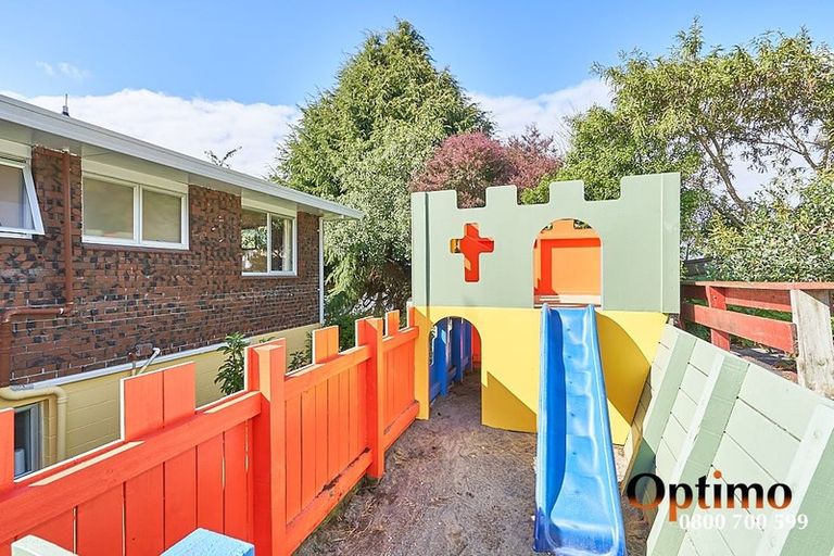 Photo of property in 16 Dalzien Place, Feilding, 4702