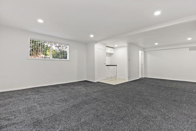 Photo of property in 7 Kelvyn Grove, Hillpark, Auckland, 2102