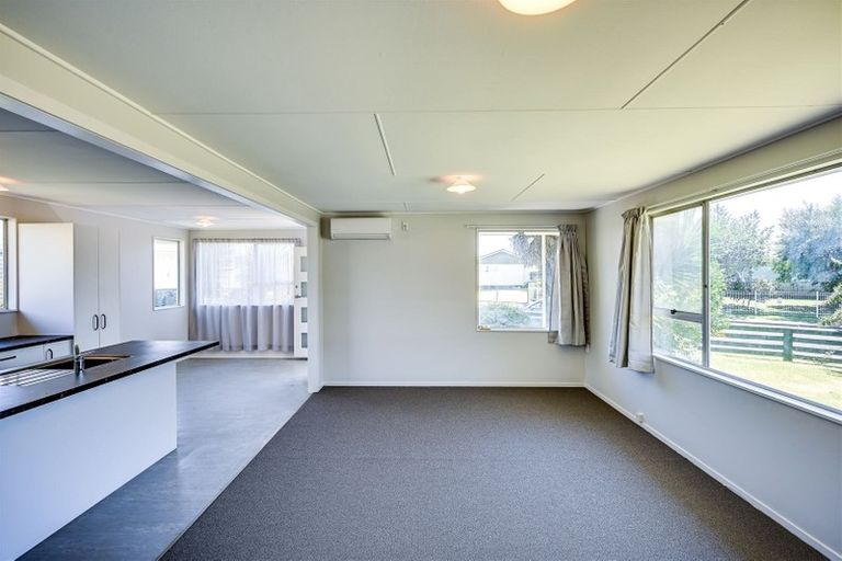 Photo of property in 32 Cortes Crescent, Flaxmere, Hastings, 4120