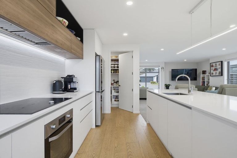Photo of property in 95 Leistrella Road, Hoon Hay, Christchurch, 8025