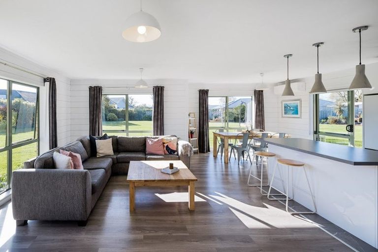 Photo of property in 47a Cowley Drive, Leamington, Cambridge, 3432