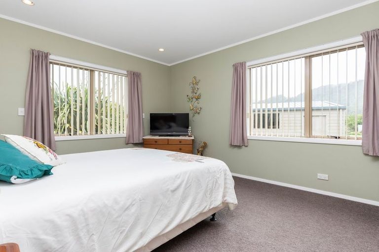 Photo of property in 60 Firth Street, Cobden, Greymouth, 7802