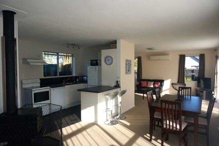 Photo of property in 10 Te Maru Place, Redwood, Christchurch, 8051