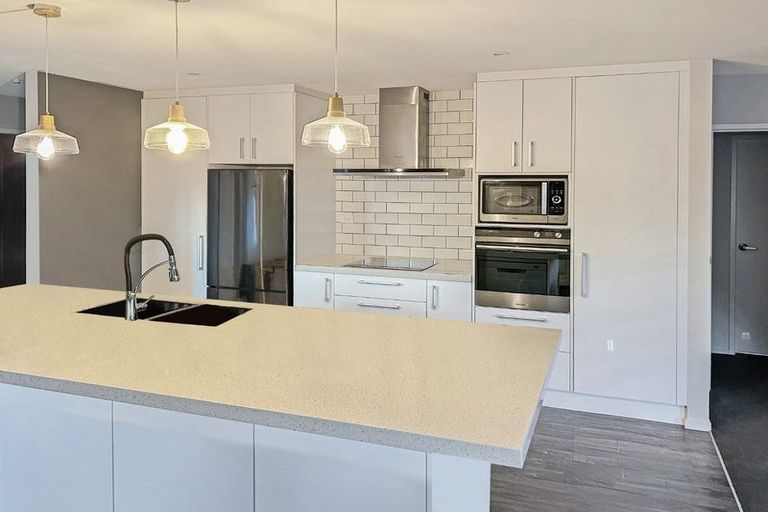 Photo of property in 5 Hurutini Way, Halswell, Christchurch, 8025