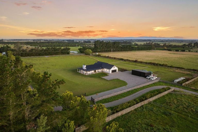 Photo of property in 71 Davis Road, Cust, Rangiora, 7471