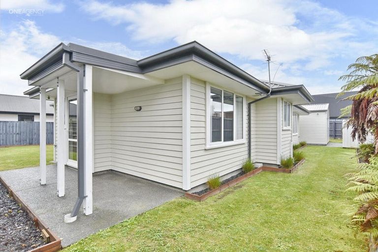 Photo of property in 276 Travis Road, New Brighton, Christchurch, 8083