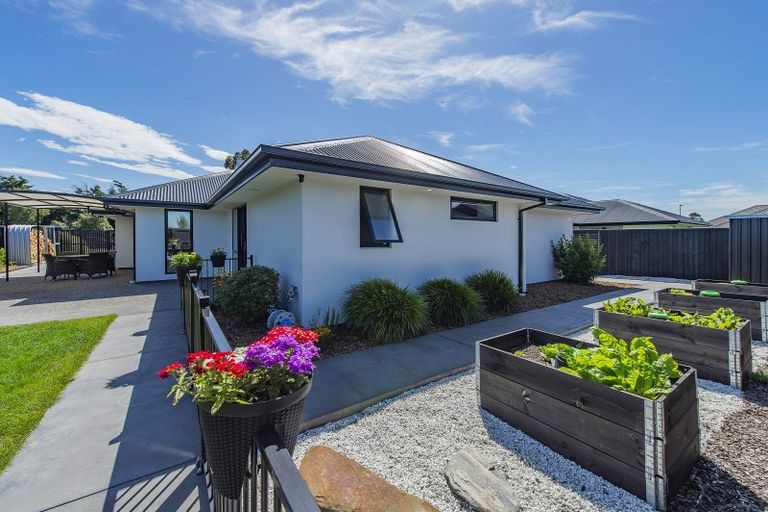 Photo of property in 116 Broadlands Drive, Rolleston, 7615