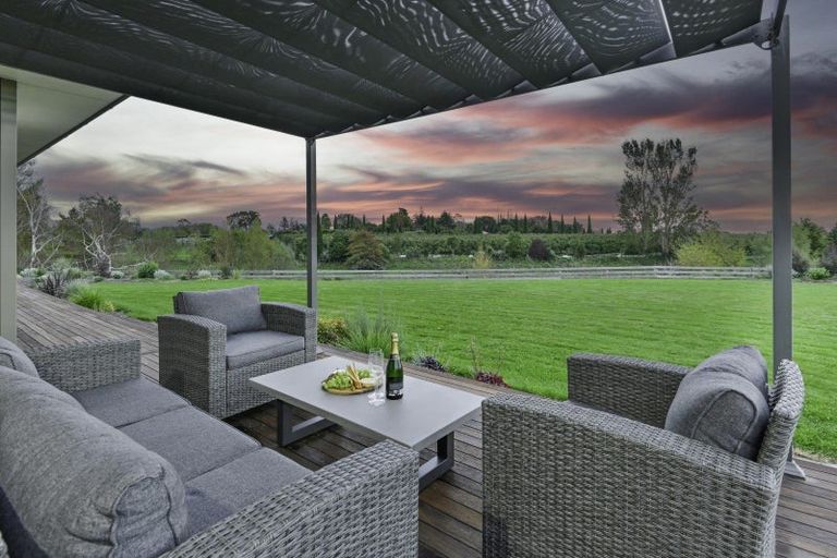 Photo of property in 150 Te Aute Road, Havelock North, 4130