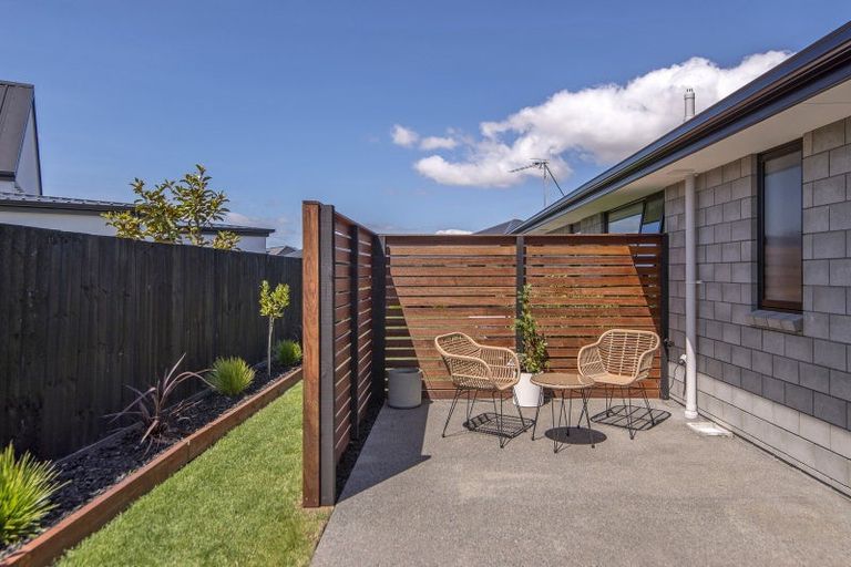 Photo of property in 8 Hollard Crescent, Lincoln, 7608