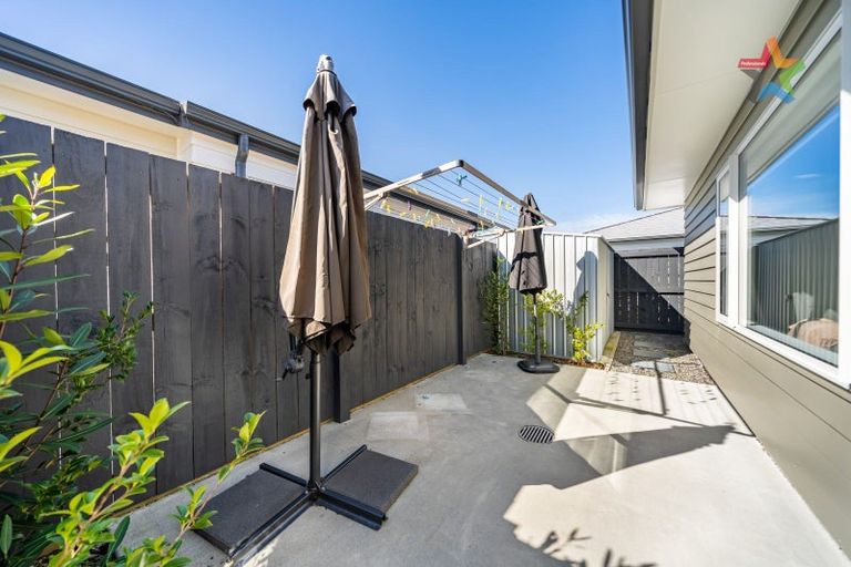 Photo of property in 10 Ron Fawcett Way, Wainuiomata, Lower Hutt, 5014