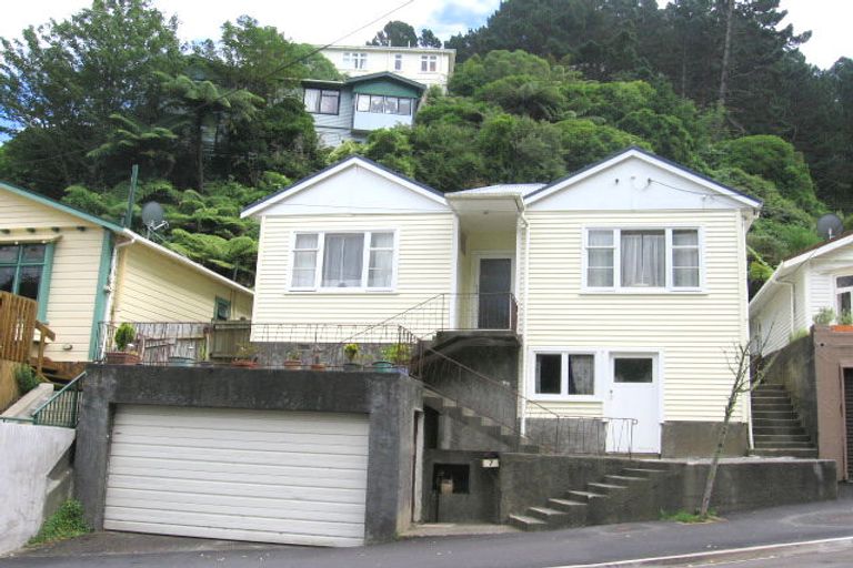 Photo of property in 7 Adams Terrace, Aro Valley, Wellington, 6021