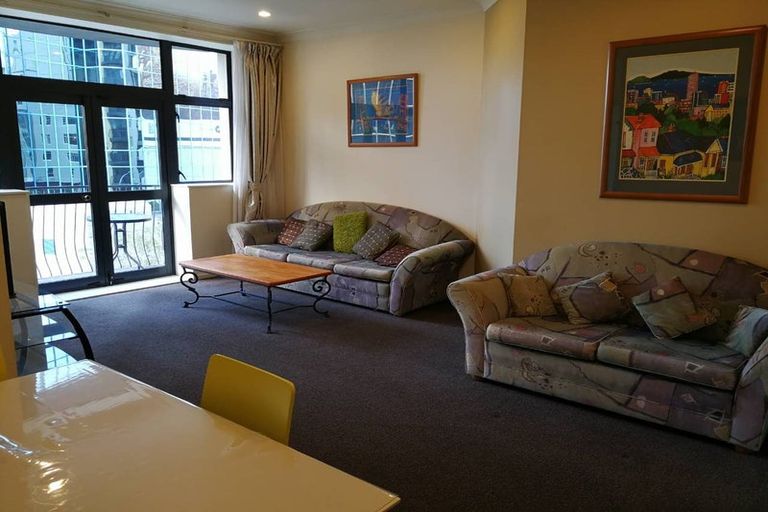 Photo of property in Terrace Garden Apartments, 3e/120 The Terrace, Wellington Central, Wellington, 6011