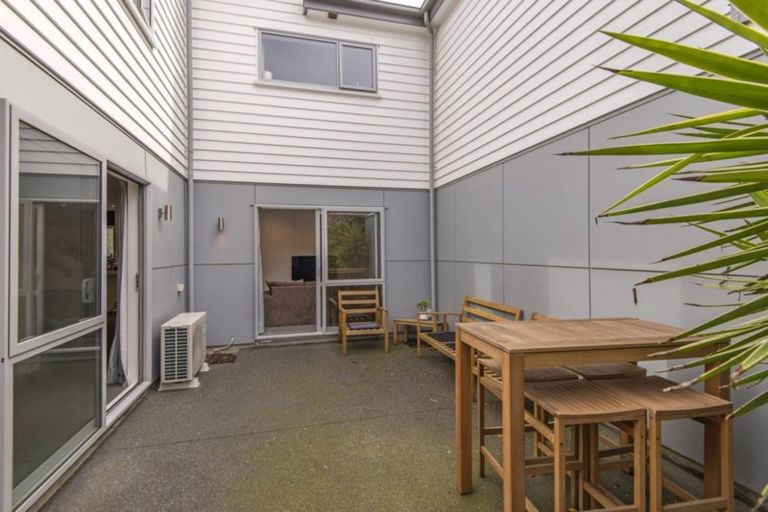 Photo of property in 70a Elizabeth Street, Riccarton, Christchurch, 8041