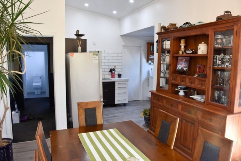 Photo of property in 66 Stout Street, Shannon, 4821