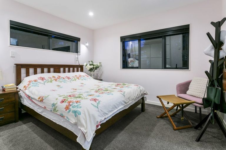 Photo of property in 29a Arrow Road, Forrest Hill, Auckland, 0620