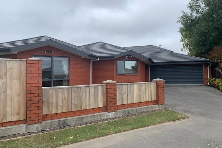 Photo of property in 82 Frankleigh Street, Somerfield, Christchurch, 8024