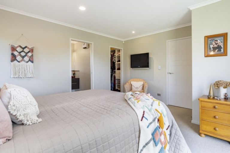 Photo of property in 5 Ohope Place, Papamoa Beach, Papamoa, 3118