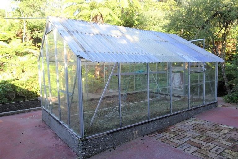 Photo of property in 8 Leith Crescent, Greymouth, 7805