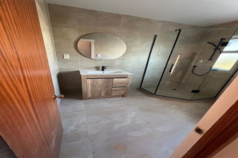 Photo of property in 35 Sunnyside Crescent, Papatoetoe, Auckland, 2025