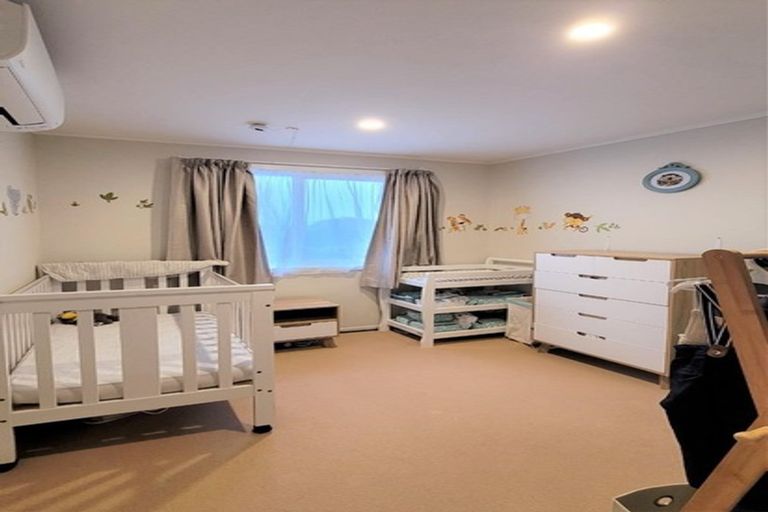 Photo of property in 41 Chorley Avenue, Massey, Auckland, 0614