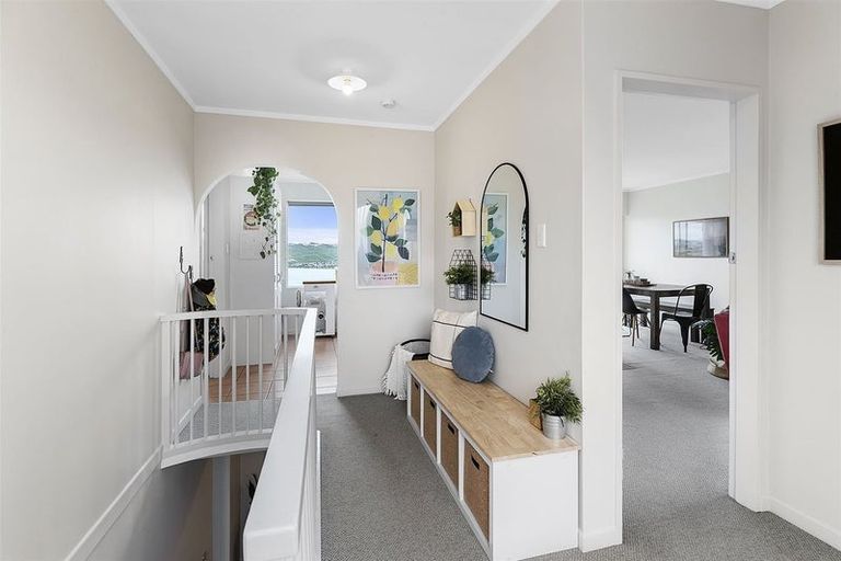 Photo of property in 42 Eskdale Road, Papakowhai, Porirua, 5024