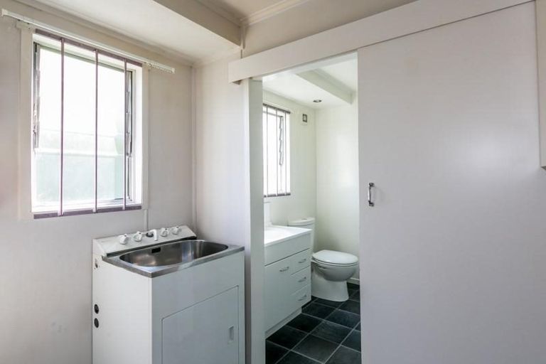 Photo of property in 810 Sylvan Road, Mayfair, Hastings, 4122