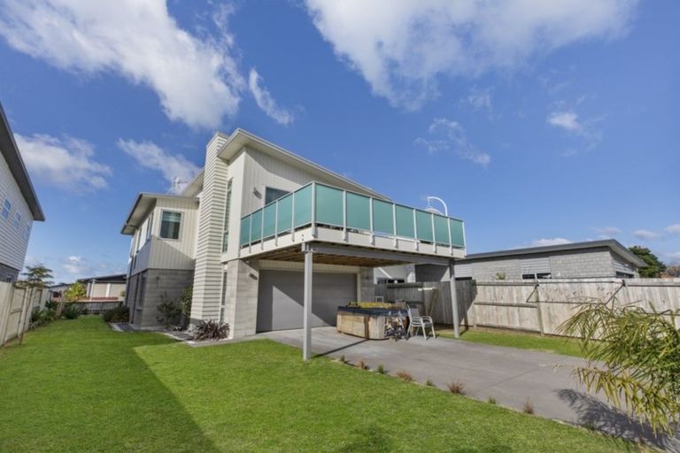 Photo of property in 5 Spinifex Street, Papamoa Beach, Papamoa, 3118