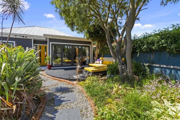 Photo of property in 30 Saint James Avenue, Papanui, Christchurch, 8053