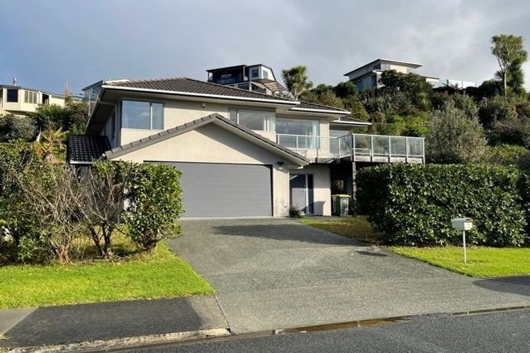 Photo of property in 8 Sunburst Avenue, Snells Beach, 0920