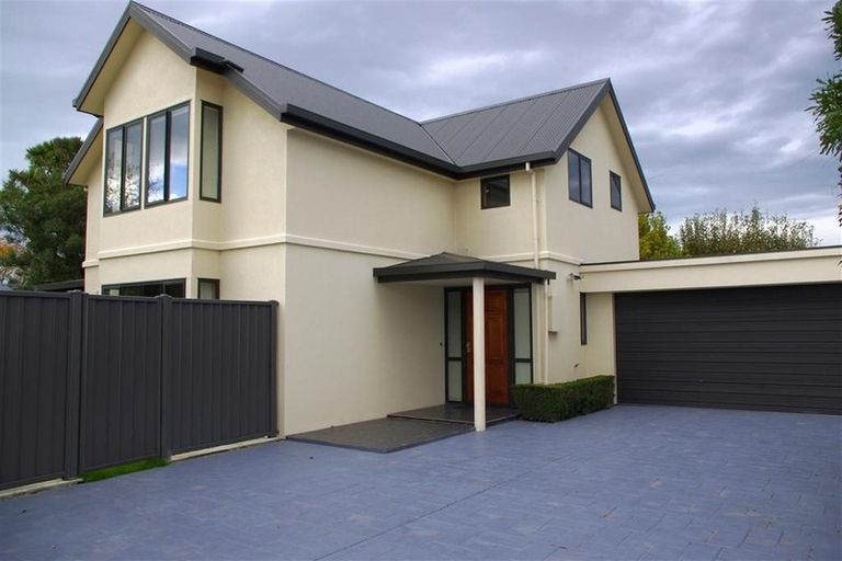 Photo of property in 2c Chilcombe Street, Ilam, Christchurch, 8041