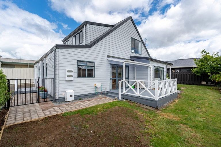 Photo of property in 15 Morrinsville Road, Hillcrest, Hamilton, 3216