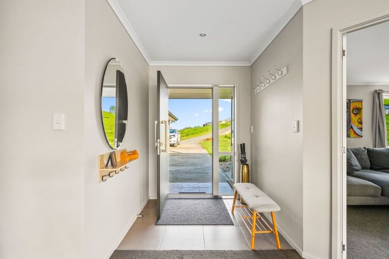 Photo of property in 27 Kaitara Lane, Kaiwaka, 0573