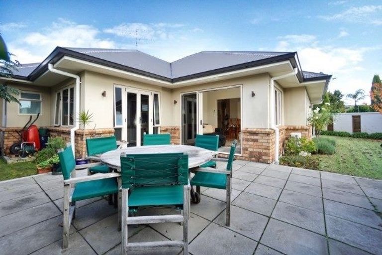 Photo of property in 86 Solomon Street, Brookfield, Tauranga, 3110