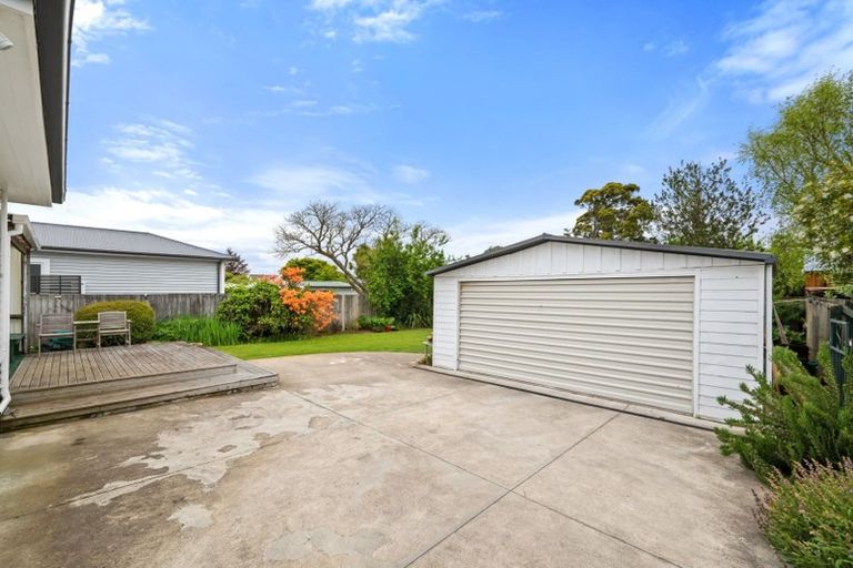 Photo of property in 162 Weston Road, St Albans, Christchurch, 8052