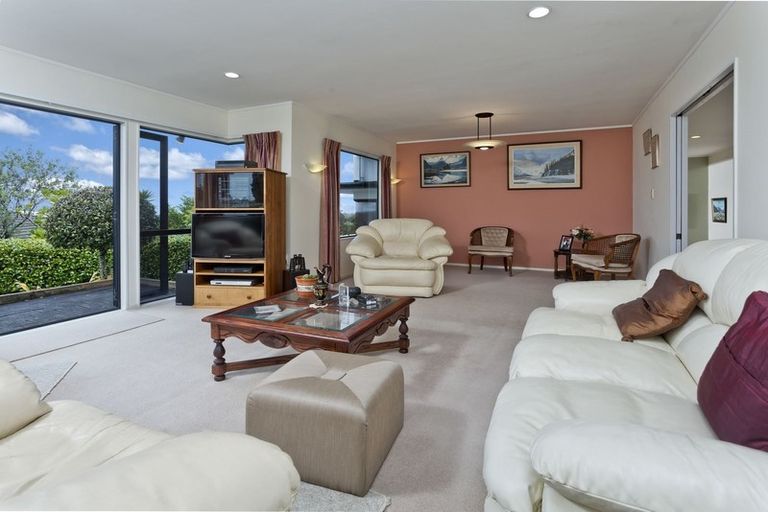 Photo of property in 69 Fitzwilliam Drive, Torbay, Auckland, 0630