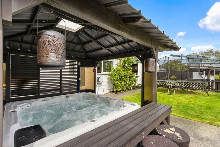 Photo of property in 3 Springhill Street, Avonhead, Christchurch, 8042