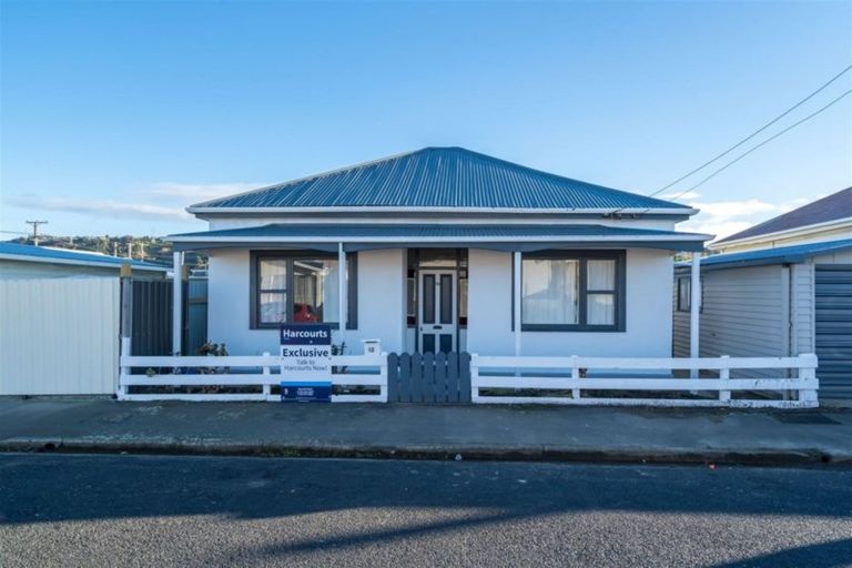 Photo of property in 12 Osmond Street, South Dunedin, Dunedin, 9012