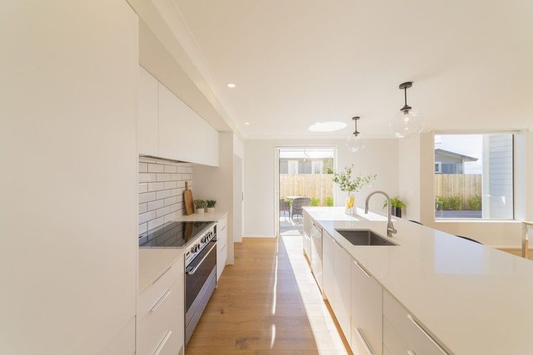 Photo of property in 94 Glenstrae Road, Redcliffs, Christchurch, 8081