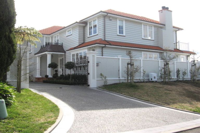 Photo of property in 5 Espin Crescent, Karori, Wellington, 6012