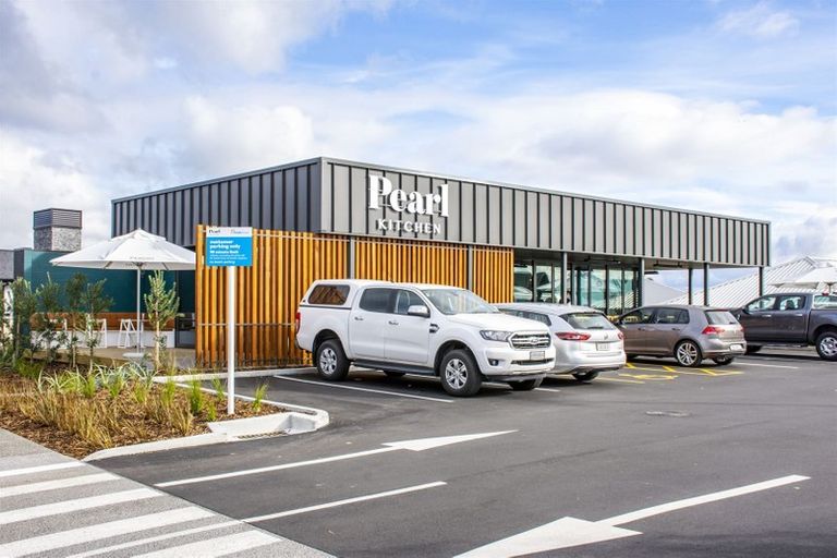 Photo of property in 81 Pacific View Road, Papamoa Beach, Papamoa, 3118