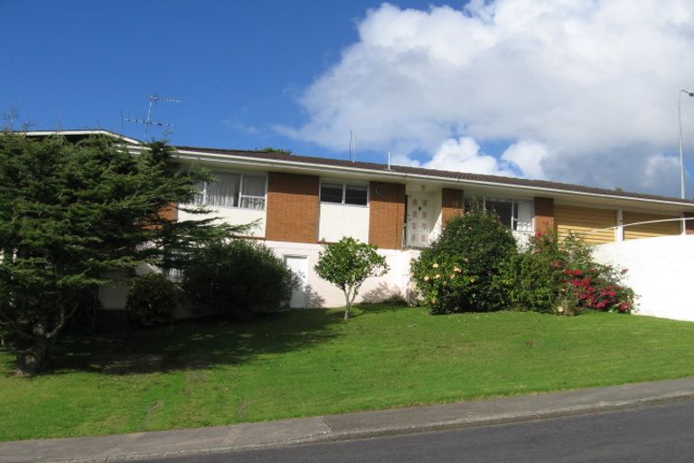 Photo of property in 88 Marellen Drive, Red Beach, 0932
