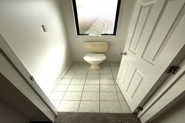 Photo of property in 14 Arrowsmith Drive, Clover Park, Auckland, 2019