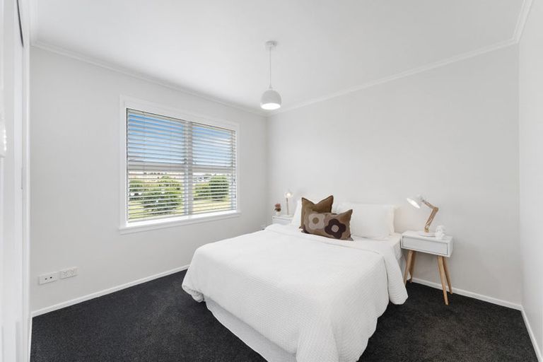 Photo of property in 46 Matipo Road, Te Atatu Peninsula, Auckland, 0610