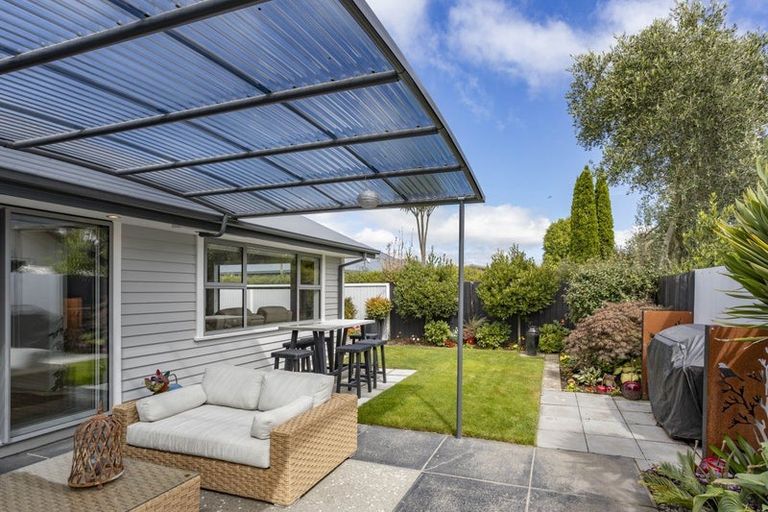 Photo of property in 15 Belgrave Drive, Rangiora, 7400