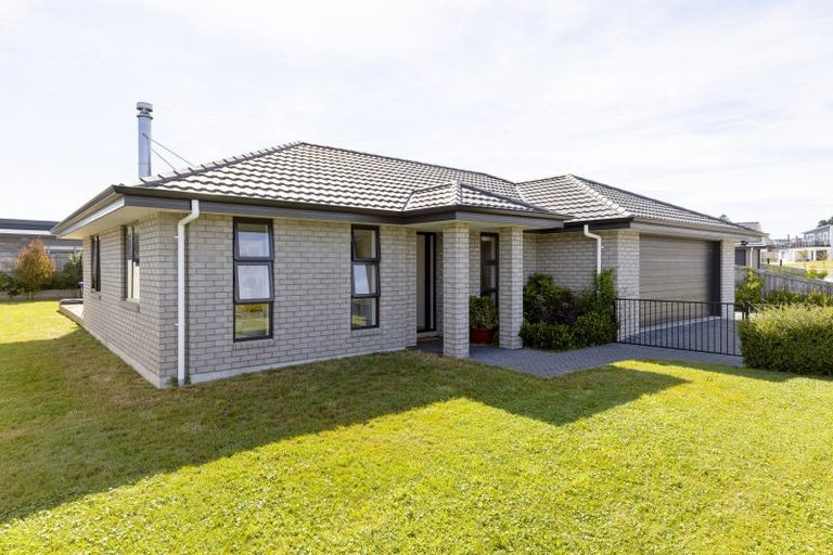 Photo of property in 13 Wai Terrace, Wharewaka, Taupo, 3330