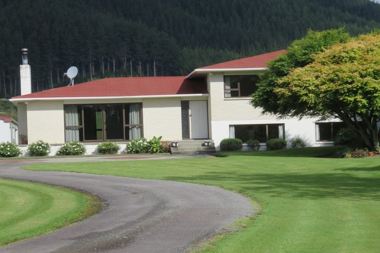 Photo of property in 45 Gladstone Road, Levin, 5571