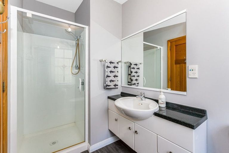 Photo of property in 194 Derwent Street, Island Bay, Wellington, 6023