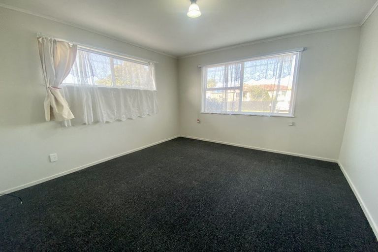 Photo of property in 35 Fairlight Place, Manurewa, Auckland, 2102