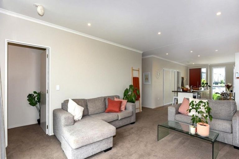 Photo of property in 26 George Square West, Wigram, Christchurch, 8025